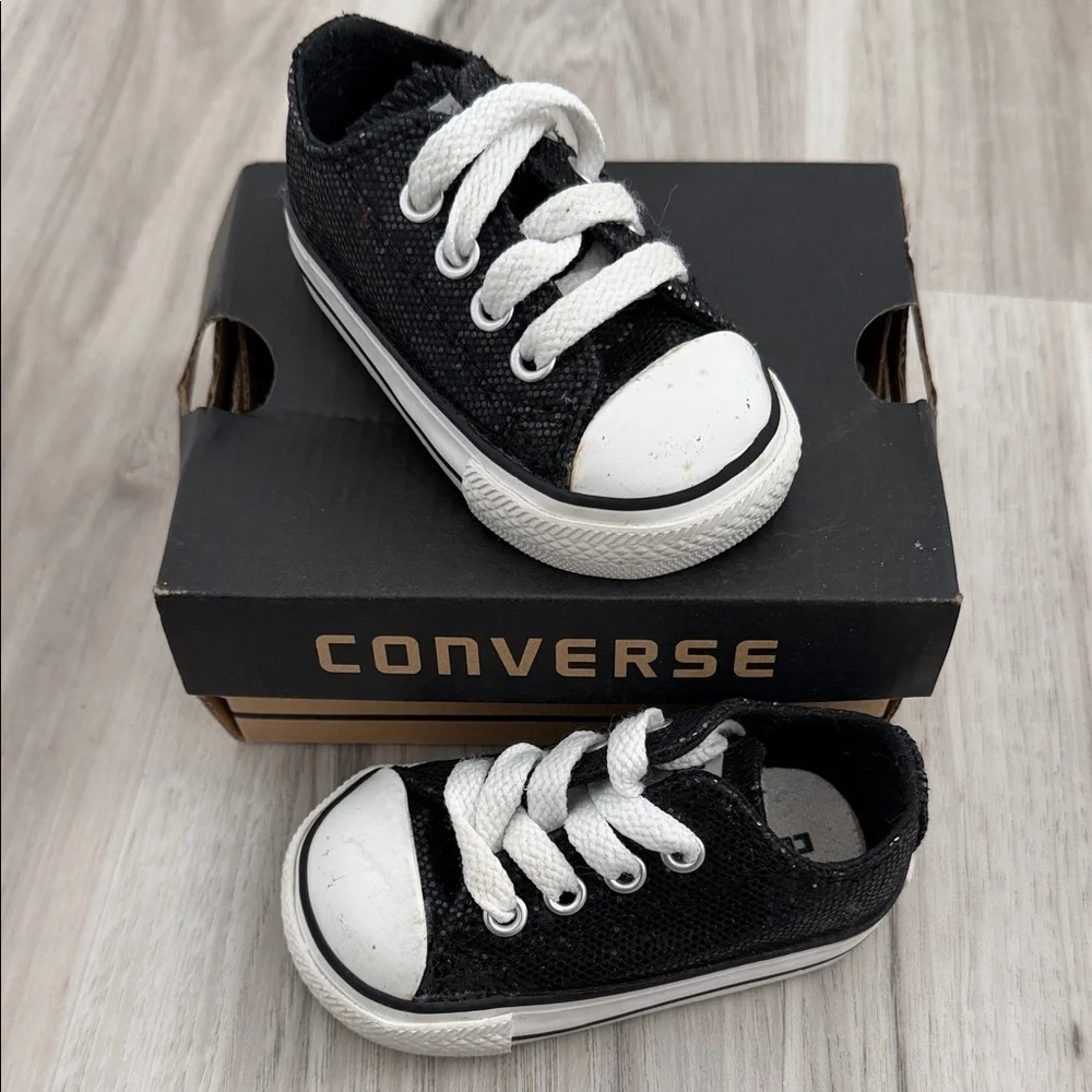 Converse Girls Sparkly Black and White sneakers size 3